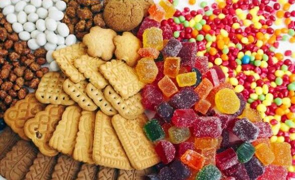 Como medida preventiva, recoméndase eliminar os doces e os produtos horneados da súa dieta.